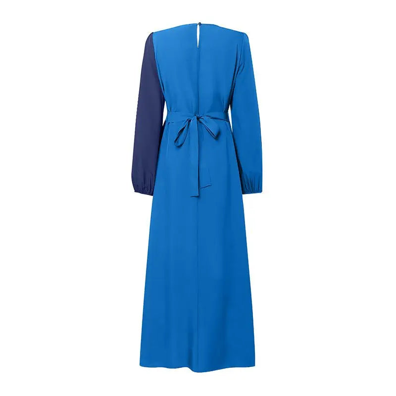 Robe Abaya Longue –  Plissée Bicolore Modeste avec Ceinture, Manches Longues, Style Élégant
