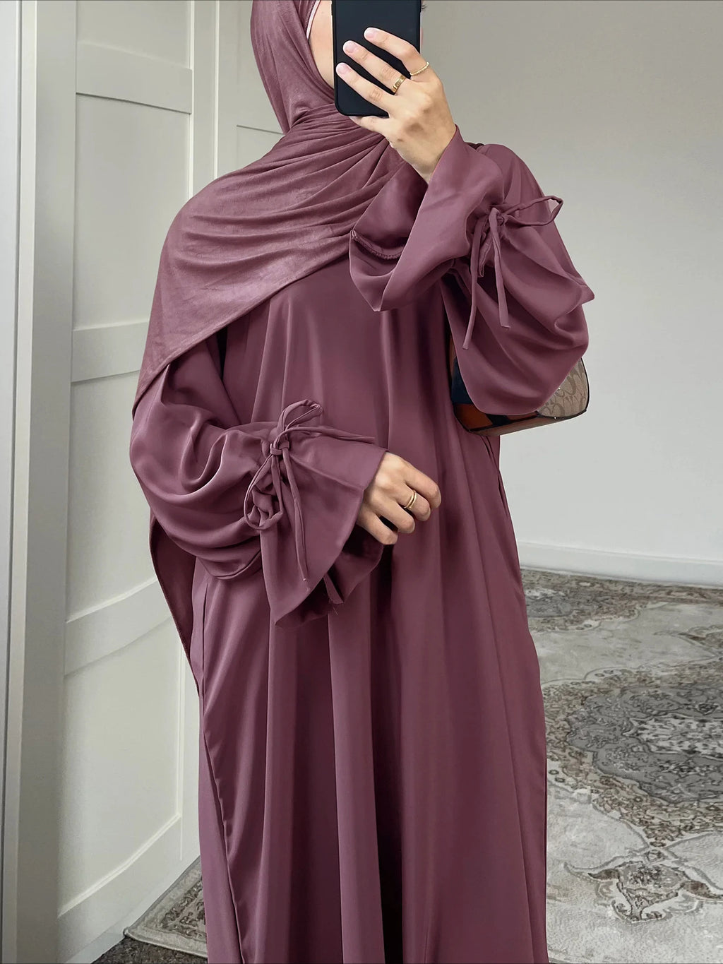 Abaya Longue Femme avec Nœud – Robe Musulmane Élégante Style Jalabiya | Kaftan Marocain Dubaï