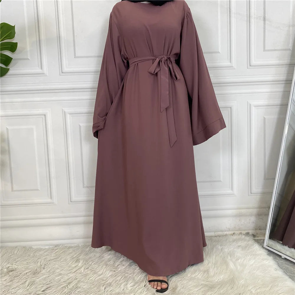 Abaya Longue Élégante pour Femme – Robe Modeste Ceinturée Style Kaftan Turquie | Tenue Musulmane Chic