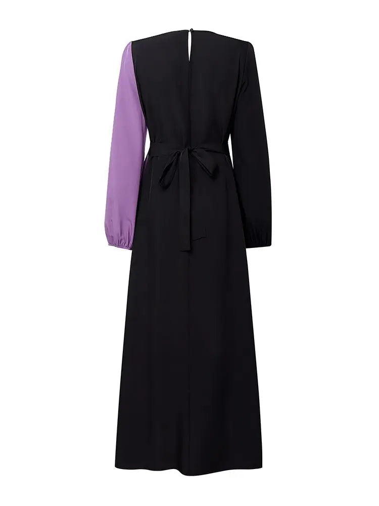 Robe Abaya Longue –  Plissée Bicolore Modeste avec Ceinture, Manches Longues, Style Élégant